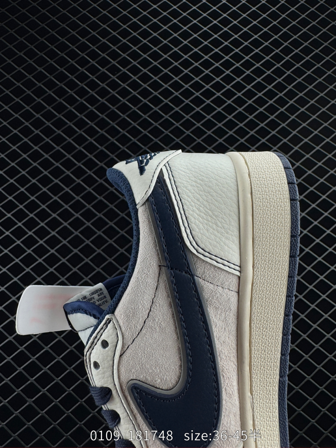 K Travis Scott x Nike Air Jordan 1 Low x Supreme